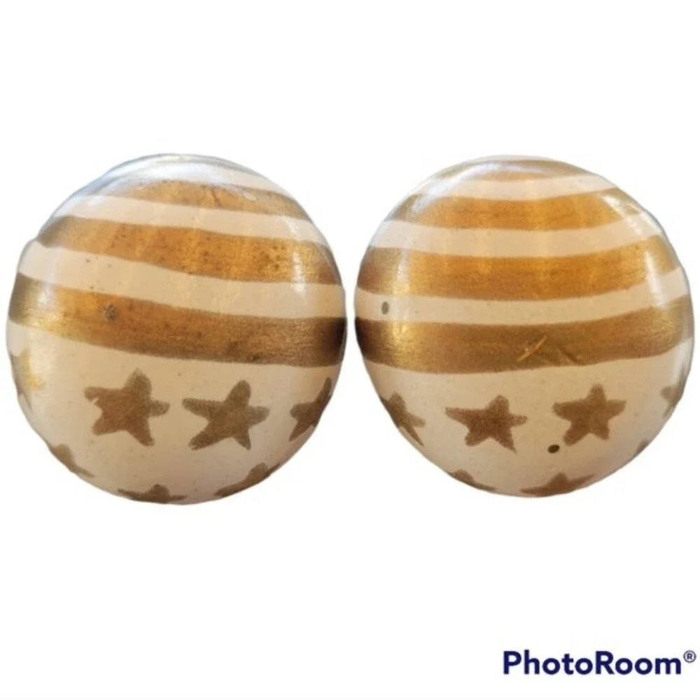 Vintage Patriotic White Gold Round Button Stud Handmade Pierced Earrings